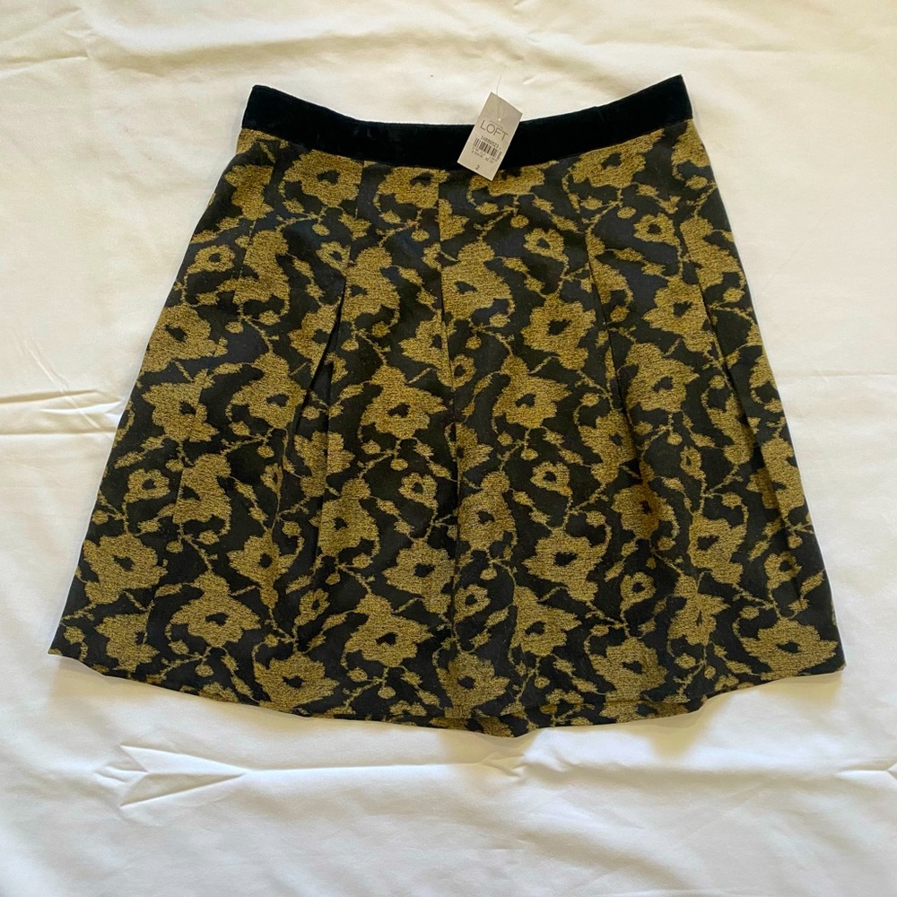 NWT Loft Women’s A-Line Pleated Skirt
